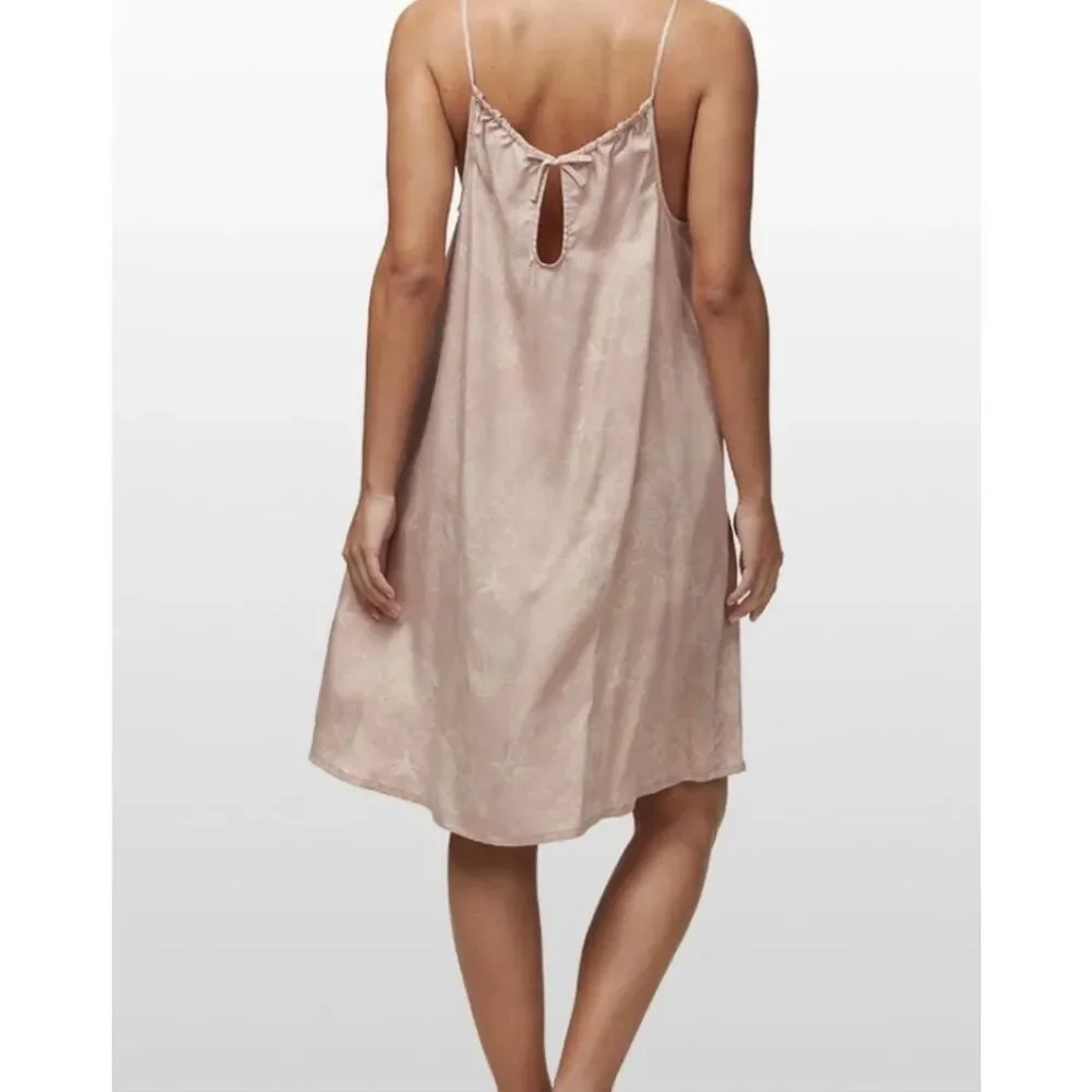 Patagonia June Lake Women’s Swing Dress Sz Medium - Picture 2 of 7